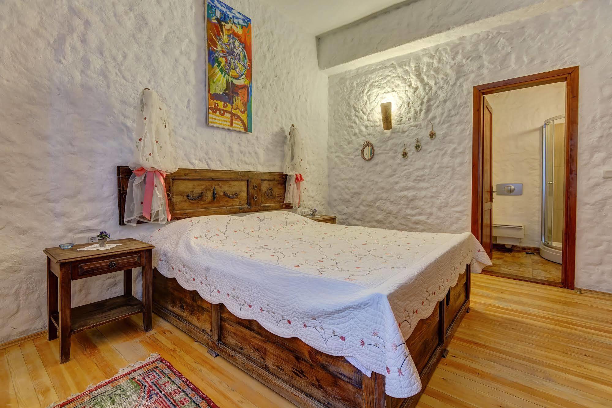 אלאקאטי Lale Lodge Hotel מראה חיצוני תמונה